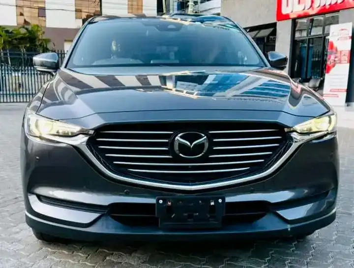 Mazda CX8 front